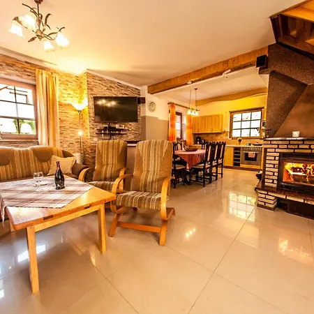 Cztery Pory Roku Сasa de vacaciones *